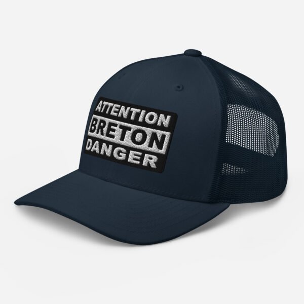 casquette trucker coloree attention breton danger marine 1 casquette trucker coloree attention breton danger marine 1