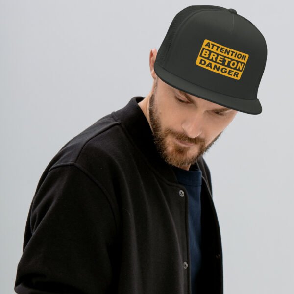 Casquette Trucker ATTENTION BRETON DANGER Coloré - Yupoong 6006