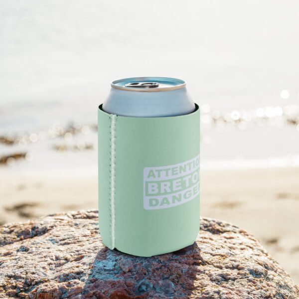 can-cooler-white-regular-12-oz-front-697fa50a221e0.jpg Porte Cannette ATTENTION BRETON DANGER