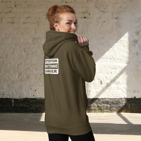 cotton-heritage-m2580-i-unisex-premium-pullover-hoodie-military-green-back-6989f7dc6b48e.jpg Sweat à Capuche ATTENTION BRETONNE DANGER