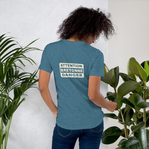 unisex-staple-t-shirt-heather-deep-teal-back-697fb6d554b67.jpg T-shirt basic ATTENTION BRETONNE DANGER Coloré