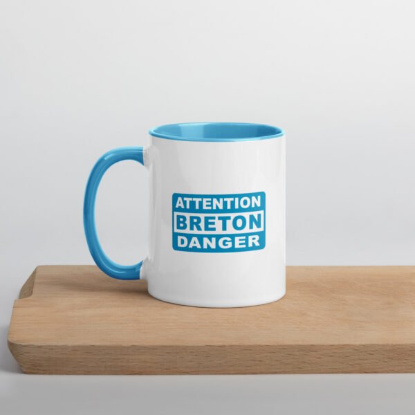 white-ceramic-mug-with-color-inside-blue-11-oz-left-69862dadd5bbd.jpg Mug en Céramique ATTENTION BRETON DANGER